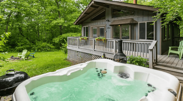 This Shenandoah Valley Cabin Getaway Is One Of The Coziest Airbnbs You’ll Find In Virginia