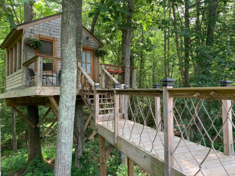 There’s A Treehouse Airbnb In Rhode Island And It’s The Perfect Little Hideout