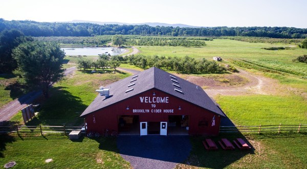 Why New York’s Twin Star Orchards Is The Quintessential Fall Destination