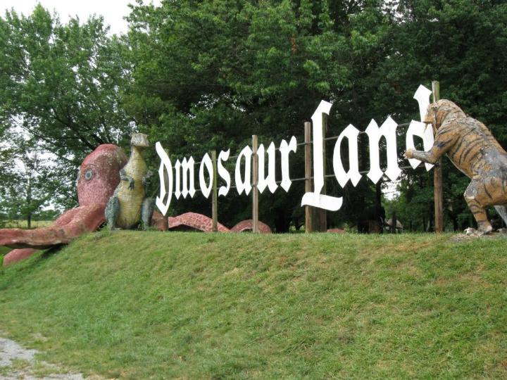 Dinosaur Land Sign