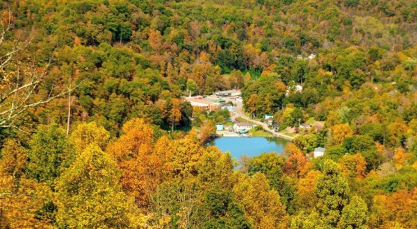This Tiny Mountain Town In Kentucky Is The Last Stop Along The State Border