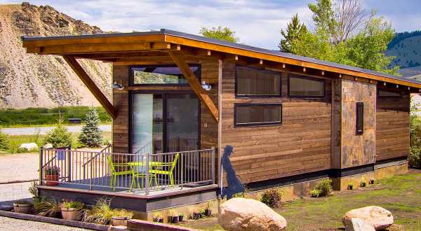 The Tiny House Resort At The Base Of The Sawtooth Mountains In Idaho Will Fill You With Awe