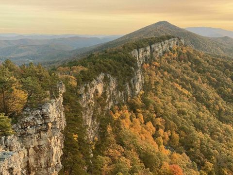 North Fork Mountain Trail Is A Challenging Hike In West Virginia That Will Make Your Stomach Drop