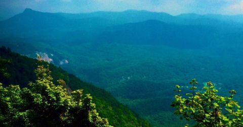 Hike Along The Tallest Cliffs In North Carolina On The Whiteside Mountain National Recreation Trail