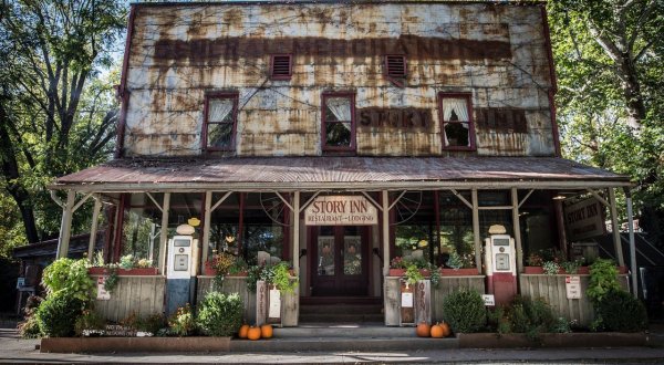 Stay Above A Historic, Rustic Indiana General Store At Story Inn Bed & Breakfast