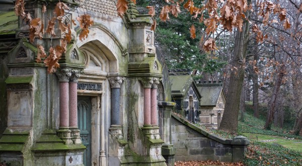 6 Cleveland Cemeteries Chock Full Of Local History You’ll Want To Explore