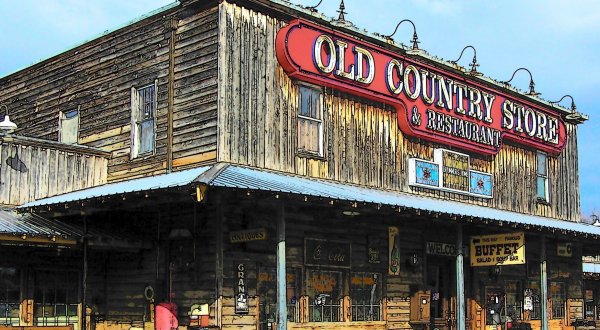 Visit Brooks Shaw’s Old Country Store, The Small Town Diner In Tennessee That’s Been Around Since The 1960s