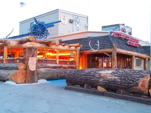 Everybody Should Try Nevada's Most Iconic Burger, The Jiffy Burger, At Little Waldorf Saloon