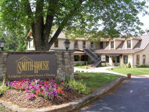 Serving Since 1922, Enjoy A Home-Cooked, Family-Style Meal From The Smith House In Georgia