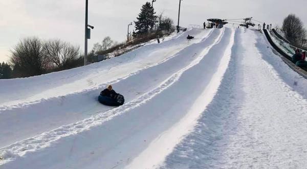 Tackle The Massively Popular Snow Tubing Hill At Villa Olivia In Illinois This Year
