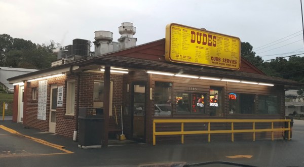 Dude’s Is A Tiny, Old-School Drive-In That Might Be One Of The Best Kept Secrets In Virginia