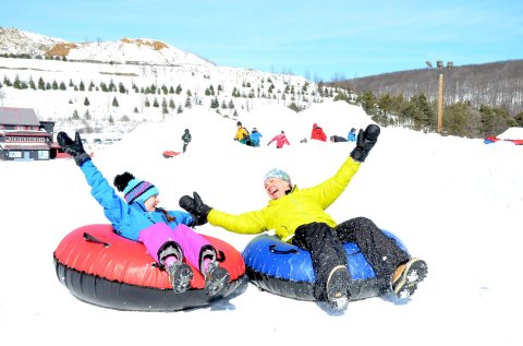 Tackle A 450-Foot Snow Tubing Hill At Hidden Valley Resort Near Pittsburgh This Year