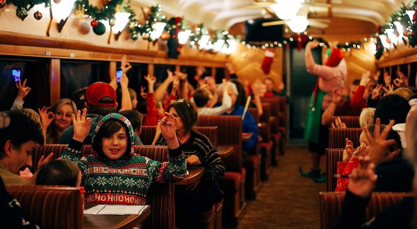 Sip Hot Cocoa And Enter A Holiday Wonderland On Northern California’s Magical Christmas Train