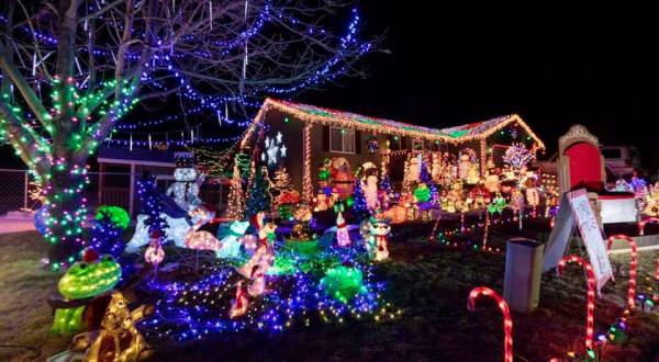 The City-Wide Tour de Lights In South Dakota Is Sure To Make Spirits Bright This Holiday Season