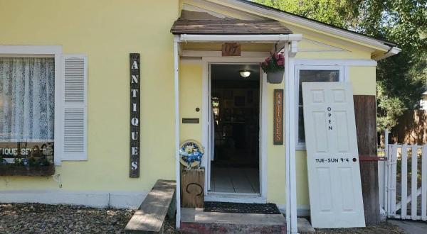 You Will Never Run Out Of Things To See At The Charming Yellow House Antiques In Colorado