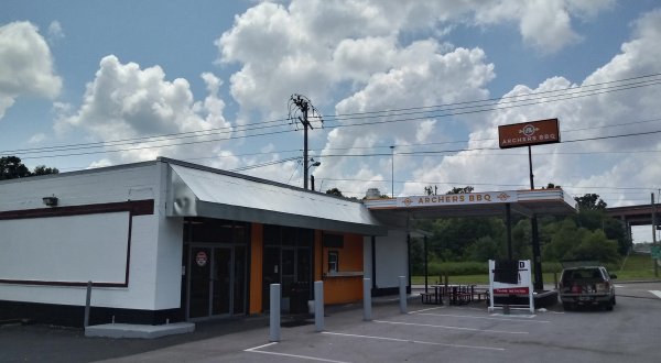 Some Of The Best Barbecue In Tennessee Can Be Found At Archer’s BBQ, Located In An Old Gas Station