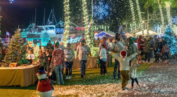 The Twinkliest Town In Florida Will Make Your Holiday Season Merry And Bright