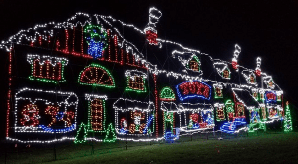 Drive Through Millions Of Lights At Mount Pleasant Festival Of Lights In Iowa This Holiday Season