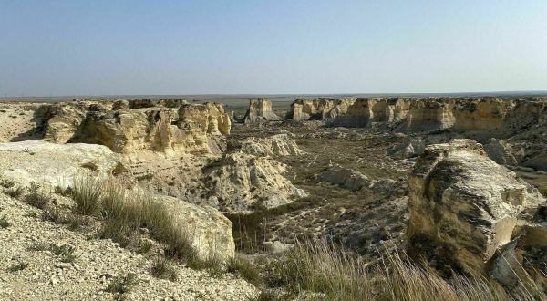 Off The Beaten Path In Little Jerusalem Badlands State Park, You’ll Find A Breathtaking Kansas Overlook That Lets You See For Miles