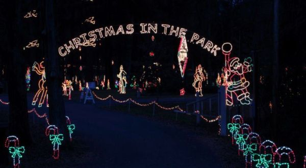 Drive Through Millions Of Lights At Christmas In The Park In Mississippi At Their Holiday Display