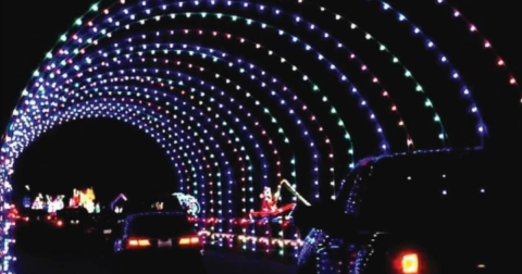 Rhode Island's Enchanting Holiday Light Show Drive Thru Is Sure To Delight