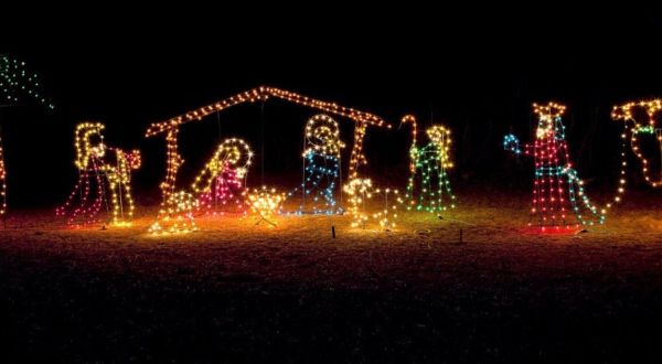With 1.2 Million Lights Spanning Two States, Bluefield Holiday Of Lights Is The Best Free Drive-Thru Event Of The Year In West Virginia