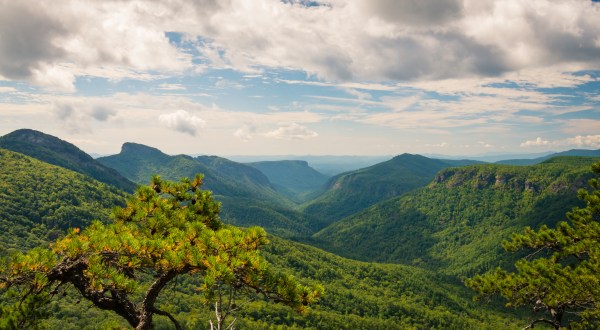 The 8.2-Mile Hike To Reach North Carolina’s Very Own Grand Canyon Is Worth Every Step