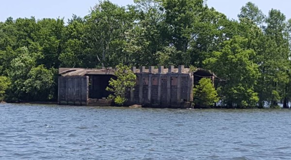 Ferguson, An Underwater Ghost Town In South Carolina, Peeks Above The Water In Lake Marion