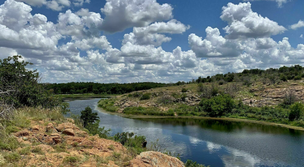 Embark On An Epic 6-mile Trail In Oklahoma That Features A Lake, River And Rocks