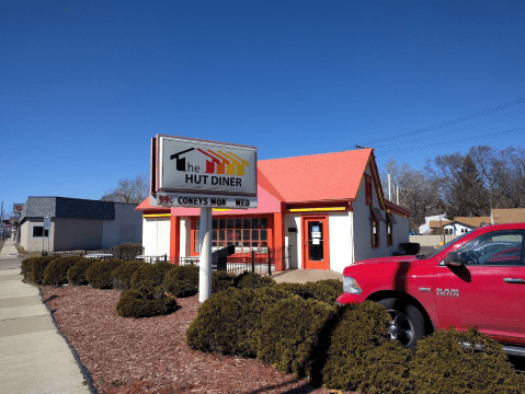 The Roadside Hamburger Hut In Michigan That Shouldn’t Be Passed Up