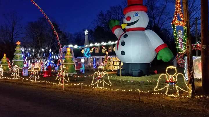 Finney's Christmas Wonderland Snowman Display Arkansas
