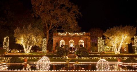 The Holiday Display At The Historic Filoli House In Northern California Is Delightfully Festive