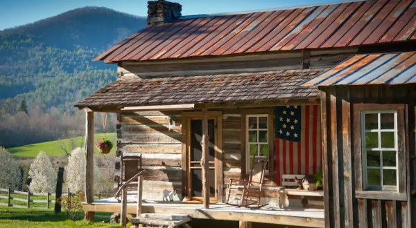 The Views From This Rustic Log Cabin In Georgia Are The Definition Of Stunning