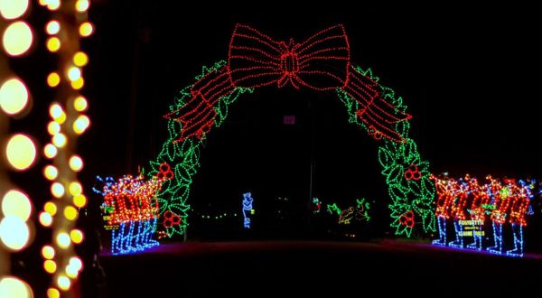 Arkansas’ Enchanting 1.5-Mile Lights Of The Delta Holiday Drive-Thru Is Sure To Delight
