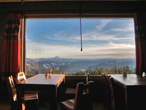 Snuggle Up And Soak In Views Of Mt. Jefferson At Ram's Head Bar In Oregon
