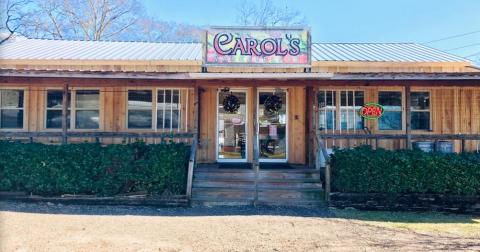 Stock Up On Farm-Fresh Goods Year-Round At Carol's Marketplace In Mississippi 