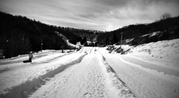 Tackle A 10-Story-High Snow Tubing Hill At Hawksnest In North Carolina This Year