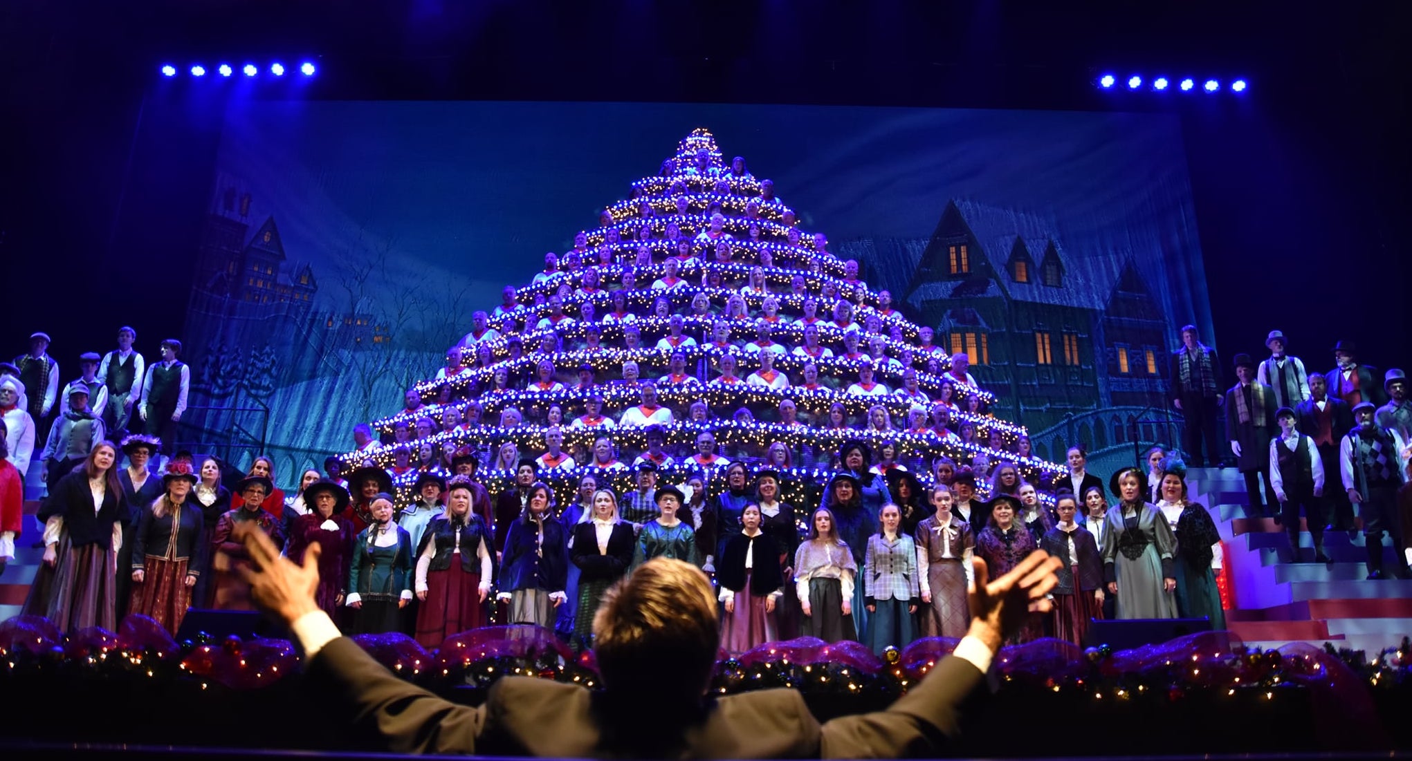 Portland's Singing Christmas Tree In Oregon Has Never Missed A