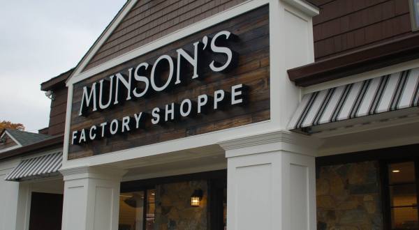 Connecticut’s Largest Chocolate Retailer, Munson’s, Has Sold Delicious Treats Since 1946