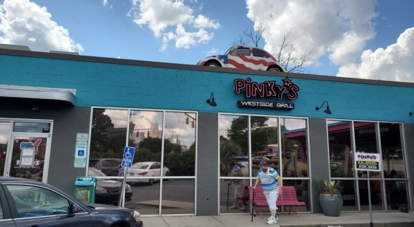 You Won’t Be Disappointed By The Food Or Atmosphere At Pinky’s Westside Grill In North Carolina