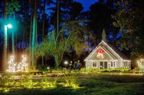 For 37 Years, Christmas In Roseland Has Been A Tradition For Many In Louisiana