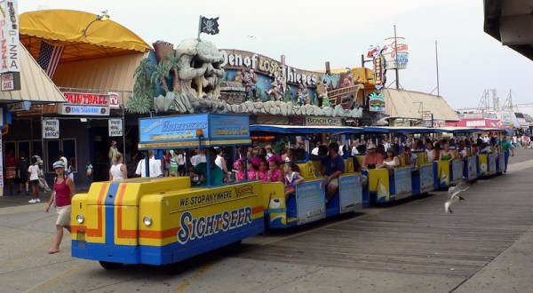 See The Charming Town Of Wildwood In New Jersey Like Never Before On This Delightful Tram