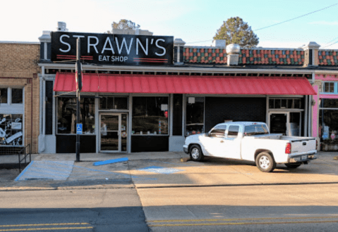 Celebrate The Season With An Ice Box Pie From Strawn's In Louisiana