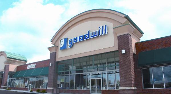 Find More Than 100 Treasures At Goodwill Outlet Center, The Largest Discount Thrift Store In Missouri