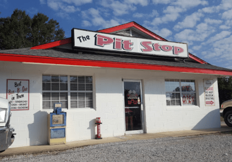 Fill Up On Giant Biscuits At This Tiny Mississippi Eatery   