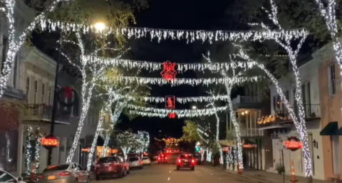 You've Gotta See These 6 Spectacular Neighborhood Christmas Light Displays In Mississippi