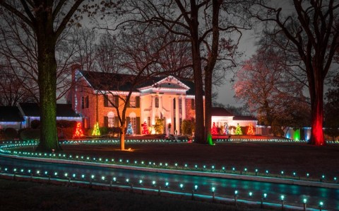 The Christmas Tours At Elvis Presley's Graceland Will Show You Just What It Would Be Like To Have A Holiday With Elvis