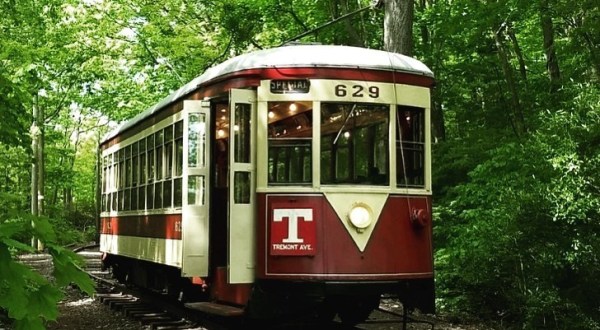 See The Charming Town Of East Haven In Connecticut Like Never Before On This Delightful Trolley Ride