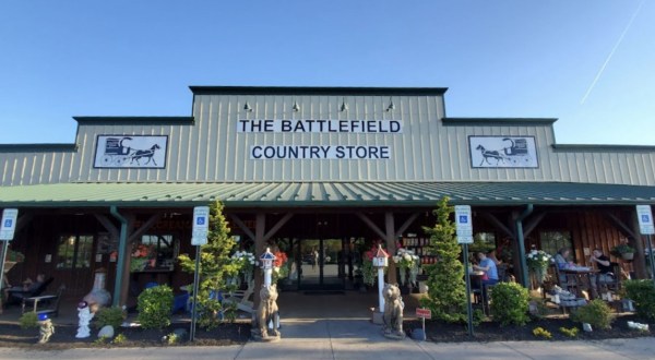 The Battlefield Country Store In Virginia Serves The Most Outrageous, Decadent Holiday Milkshakes You’ve Ever Seen