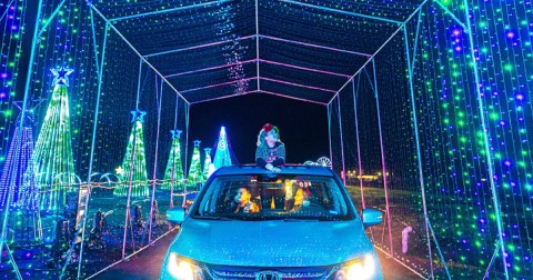 Drive Through Millions Of Lights Synched To Holiday Music At Rudolph's Light Show In Texas